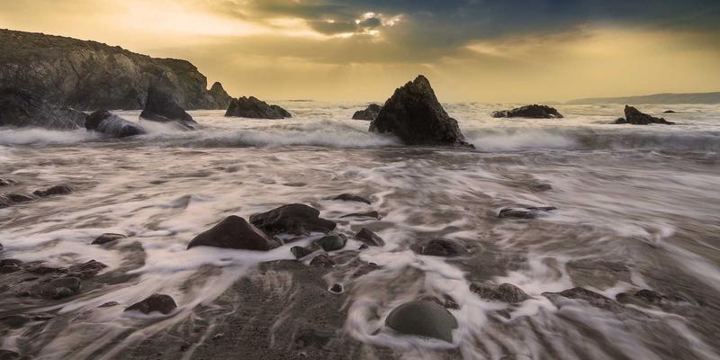 B2B平台供应商入驻全攻略：详解流程与资质审核，助您高效打通企业采购供应链