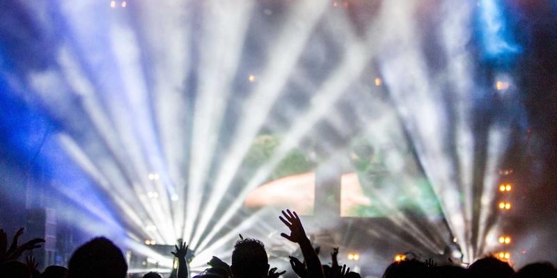 从车间到云端:传统制造业如何借B2B电商平台重塑企业采购与供应链