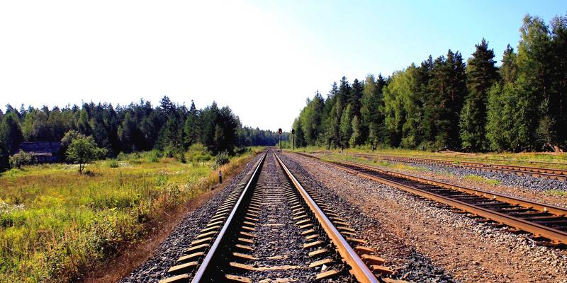 智能供应链革命：B2B平台如何用AI算法精准预测采购需求，重塑库存管理